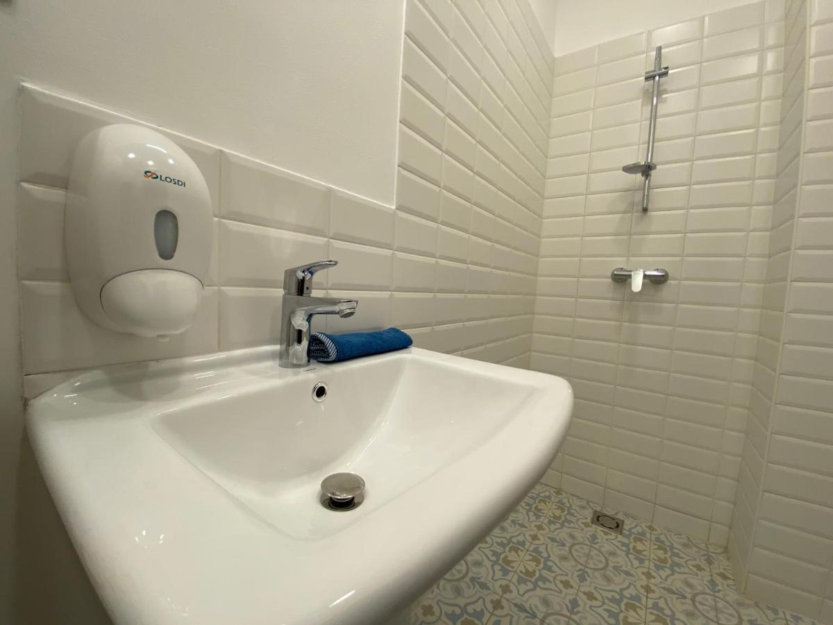 2 Bedroom 107 M2 Loft With Balcony Βουδαπέστη Εξωτερικό φωτογραφία