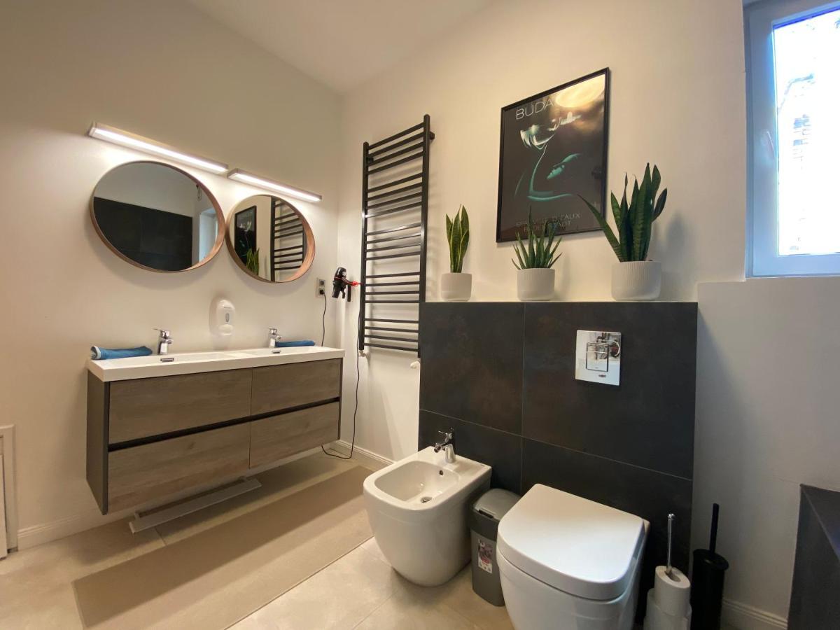 2 Bedroom 107 M2 Loft With Balcony Βουδαπέστη Εξωτερικό φωτογραφία