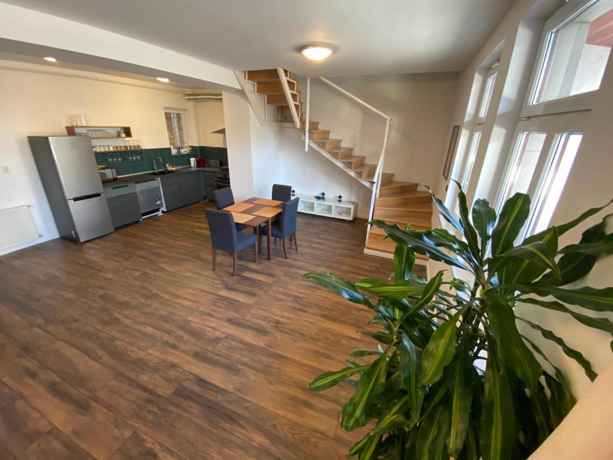 2 Bedroom 107 M2 Loft With Balcony Βουδαπέστη Εξωτερικό φωτογραφία