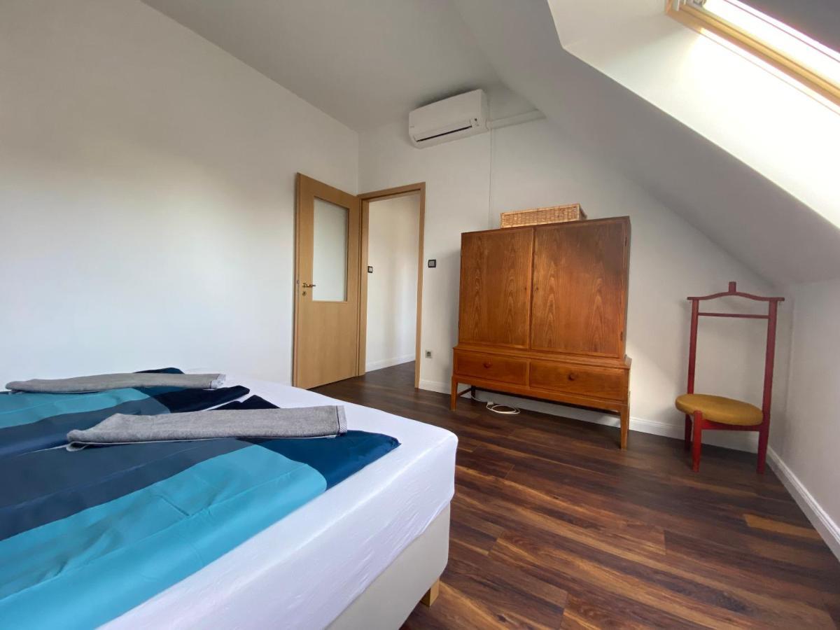 2 Bedroom 107 M2 Loft With Balcony Βουδαπέστη Εξωτερικό φωτογραφία